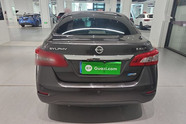 Used Nissan Sylphy 2014 1.6XV CVT Deluxe Edition Rear