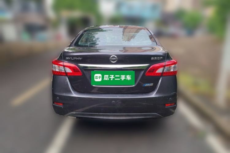 Used Nissan Sylphy 2014 1.6XV CVT Deluxe Edition Rear