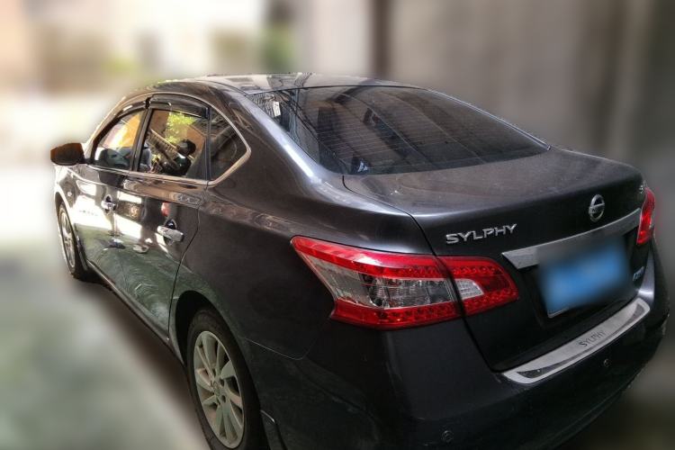 Used Nissan Sylphy 2014 1.6XV CVT Deluxe Edition Rear Left 45 Deg