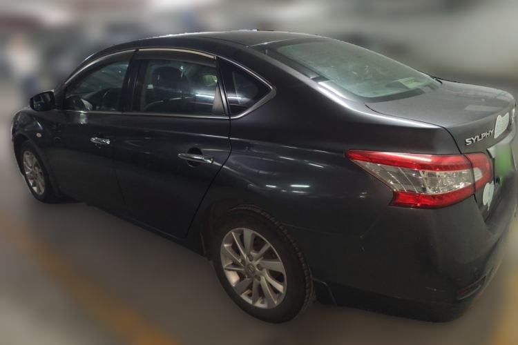 Used Nissan Sylphy 2014 1.6XV CVT Deluxe Edition Rear Left 45 Deg