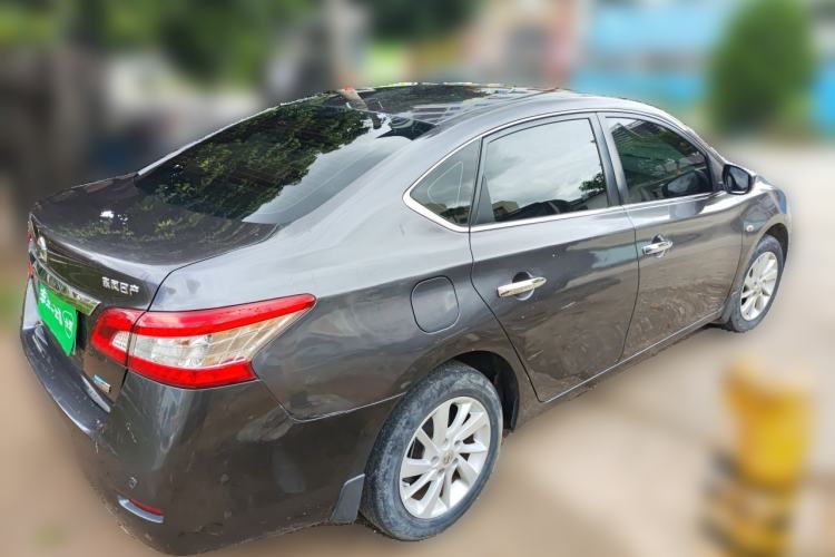 Used Nissan Sylphy 2014 1.6XV CVT Deluxe Edition Rear Right 45 Deg