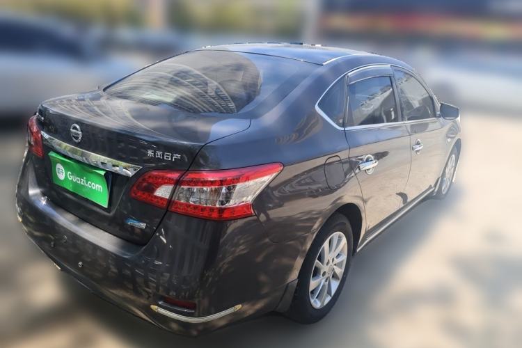 Used Nissan Sylphy 2014 1.6XV CVT Deluxe Edition Rear Right 45 Deg