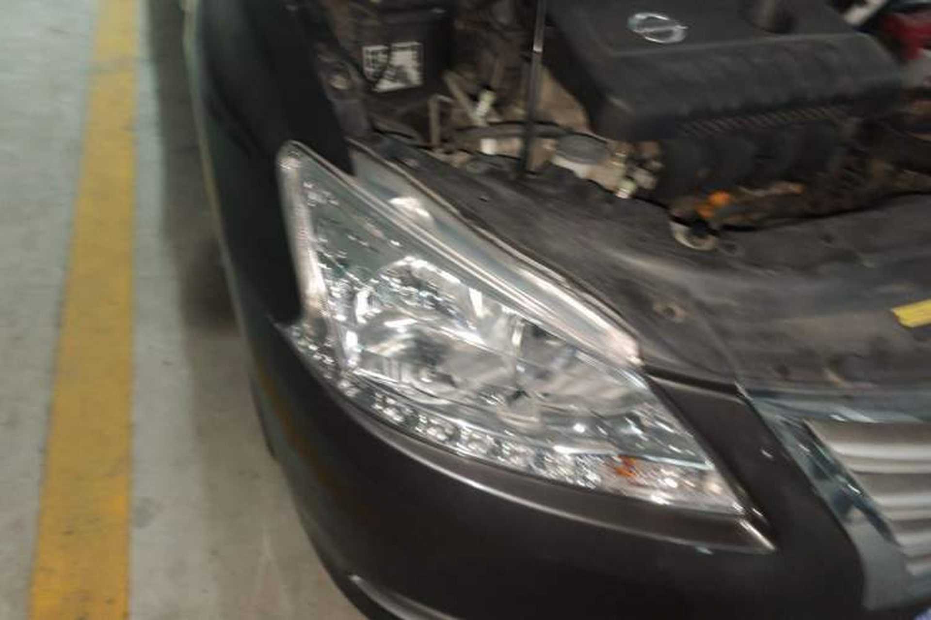Used Nissan Sylphy 2014 1.6XV CVT Deluxe Edition Right Front Headlight