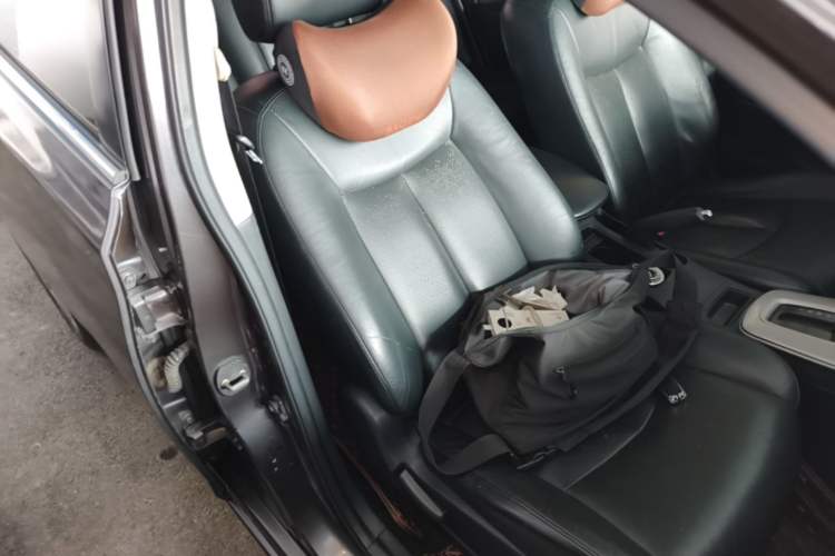 Used Nissan Sylphy 2014 1.6XV CVT Deluxe Edition Right Front Seat