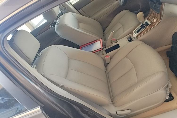 Used Nissan Sylphy 2014 1.6XV CVT Deluxe Edition Right Front Seat