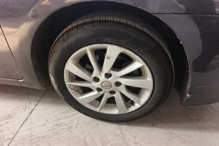 Used Nissan Sylphy 2014 1.6XV CVT Deluxe Edition Right Front Wheel Hub