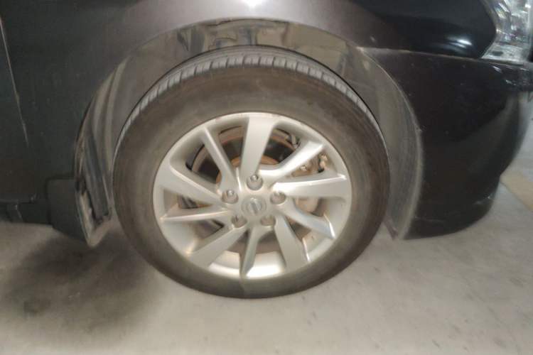 Used Nissan Sylphy 2014 1.6XV CVT Deluxe Edition Right Front Wheel Hub