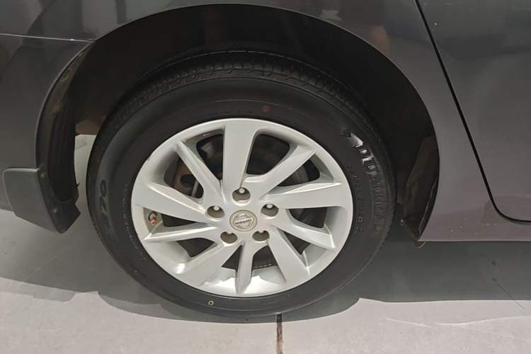 Used Nissan Sylphy 2014 1.6XV CVT Deluxe Edition Right Rear Wheel Hub