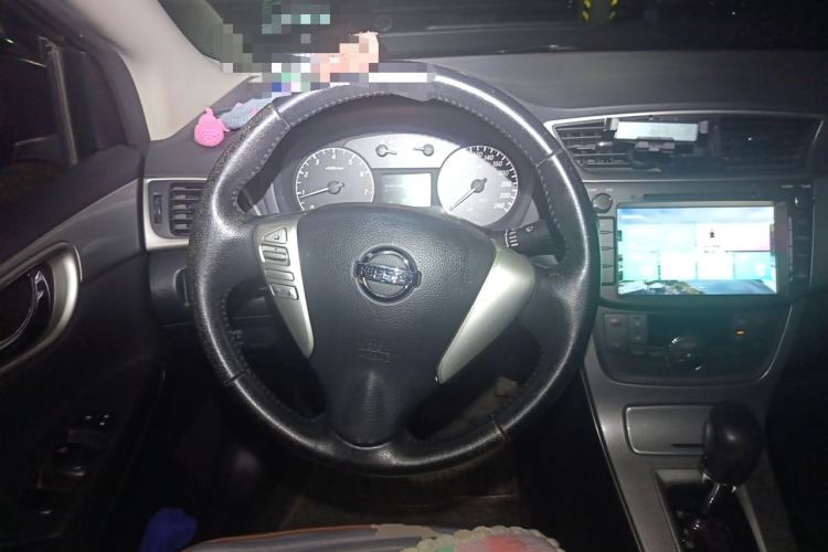 Used Nissan Sylphy 2014 1.6XV CVT Deluxe Edition Steering Wheel