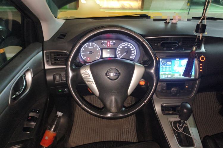 Used Nissan Sylphy 2014 1.6XV CVT Deluxe Edition Steering Wheel