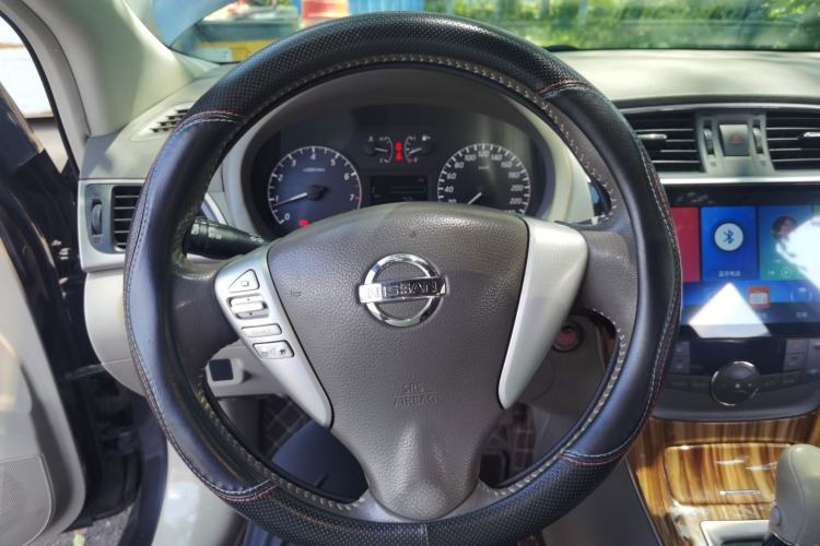 Used Nissan Sylphy 2014 1.6XV CVT Deluxe Edition Steering Wheel