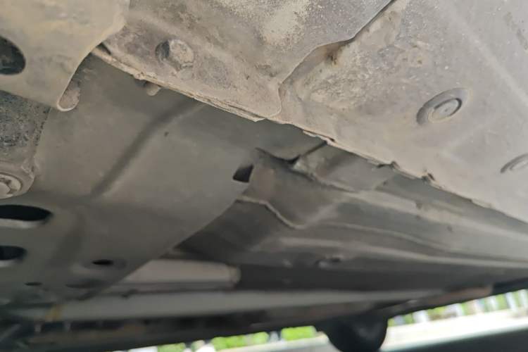 Used Nissan Sylphy 2014 1.6XV CVT Deluxe Edition Chassis Front Left