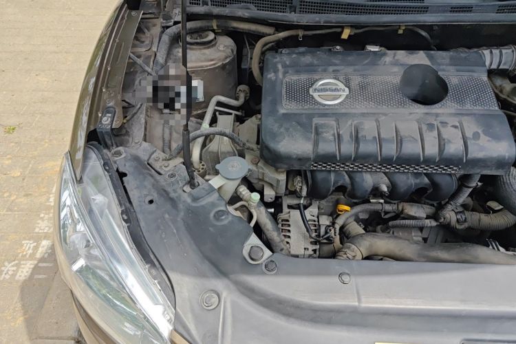 Used Nissan Sylphy 2014 1.6XV CVT Deluxe Edition Engine Bay Right