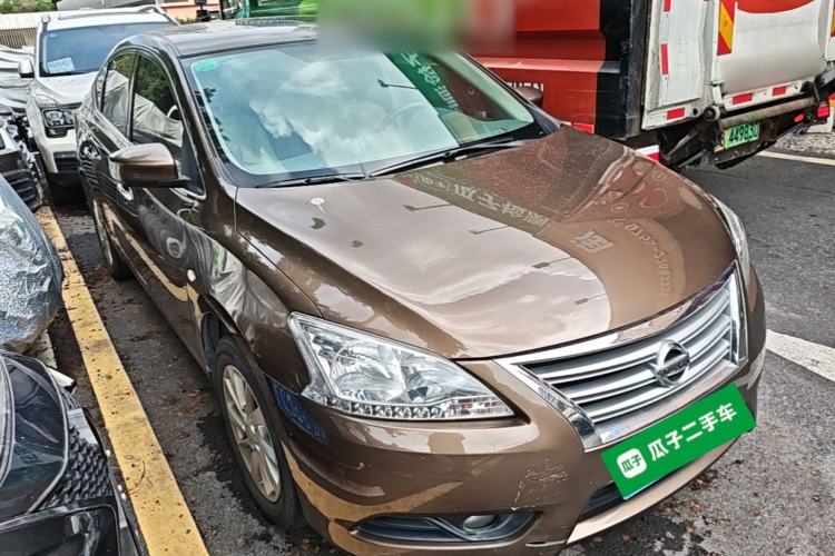 Used Nissan Sylphy 2014 1.6XV CVT Deluxe Edition Front Right 45 Deg