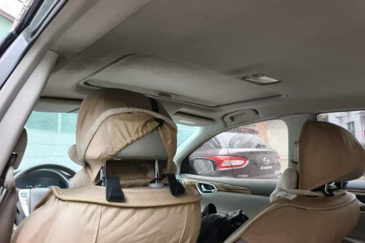 Used Nissan Sylphy 2014 1.6XV CVT Deluxe Edition Headliner