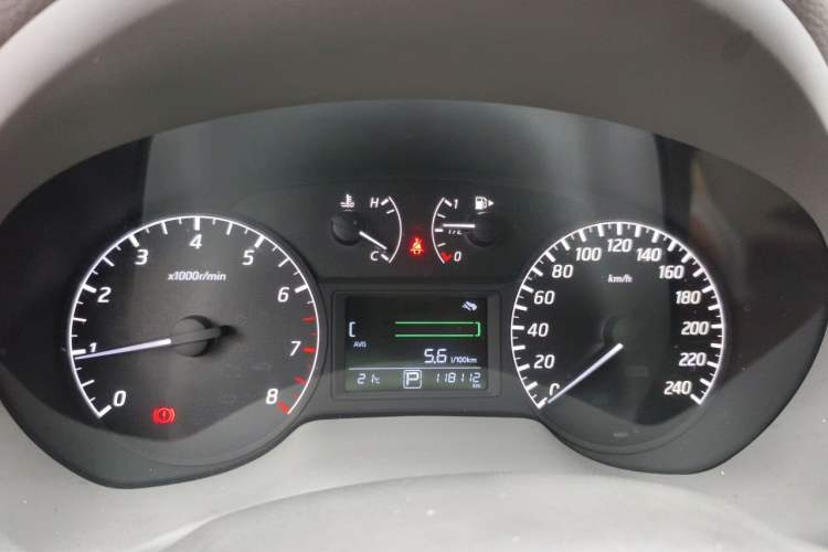 Used Nissan Sylphy 2014 1.6XV CVT Deluxe Edition Instrument Cluster