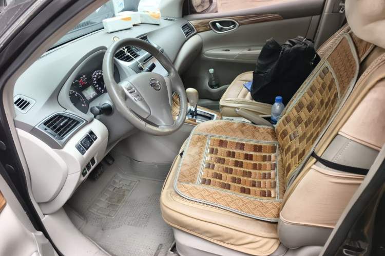 Used Nissan Sylphy 2014 1.6XV CVT Deluxe Edition Left Front Seat