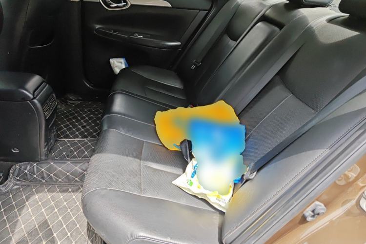 Used Nissan Sylphy 2014 1.6XV CVT Deluxe Edition Left Rear Seat
