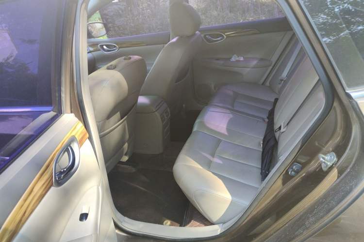 Used Nissan Sylphy 2014 1.6XV CVT Deluxe Edition Left Rear Seat