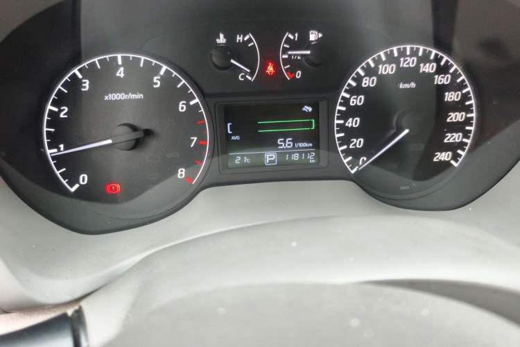 Used Nissan Sylphy 2014 1.6XV CVT Deluxe Edition Odometer Close Up