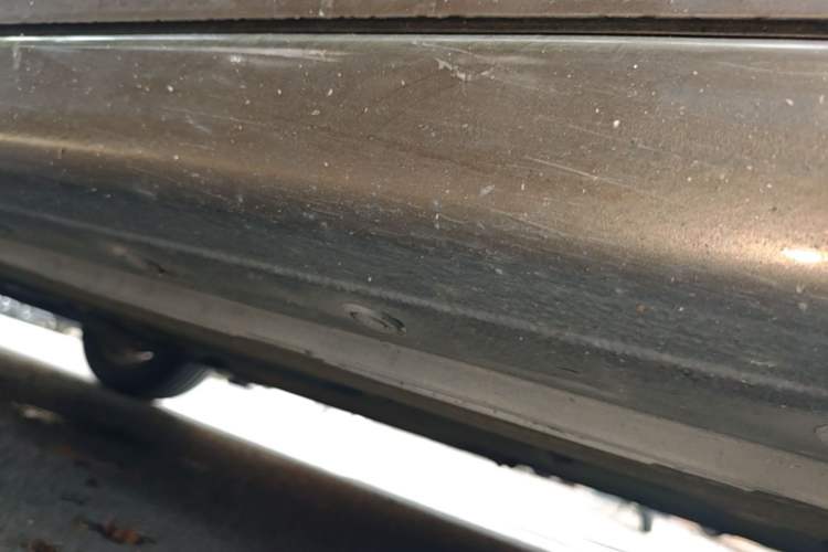 Used Nissan Sylphy 2014 1.6XV CVT Deluxe Edition Right Side Sill