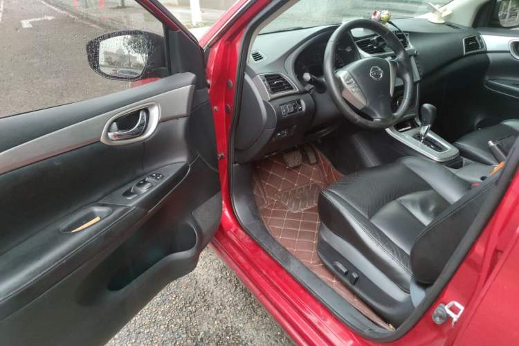 Used Nissan Sylphy 2014 1.6XV CVT Deluxe Edition Driver Seat