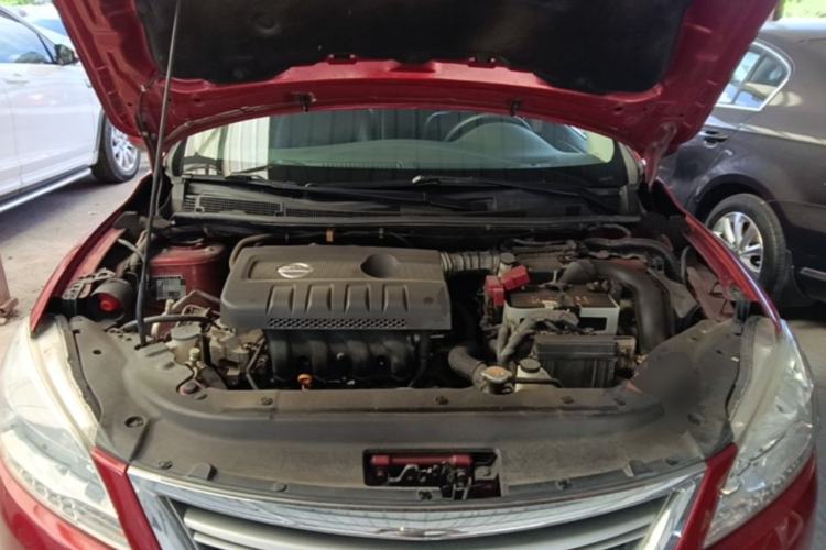 Used Nissan Sylphy 2014 1.6XV CVT Deluxe Edition Engine Bay