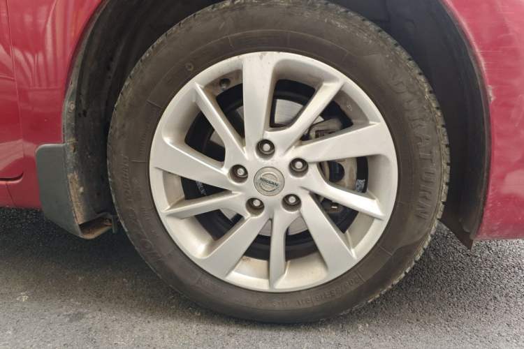 Used Nissan Sylphy 2014 1.6XV CVT Deluxe Edition Exterior 1