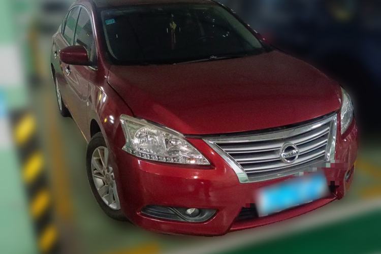 Used Nissan Sylphy 2014 1.6XV CVT Deluxe Edition Front Right 45 Deg