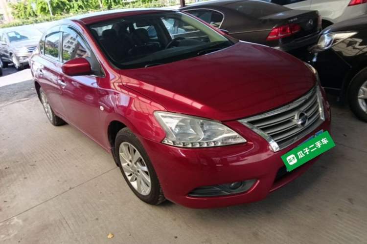 Used Nissan Sylphy 2014 1.6XV CVT Deluxe Edition Front Right 45 Deg
