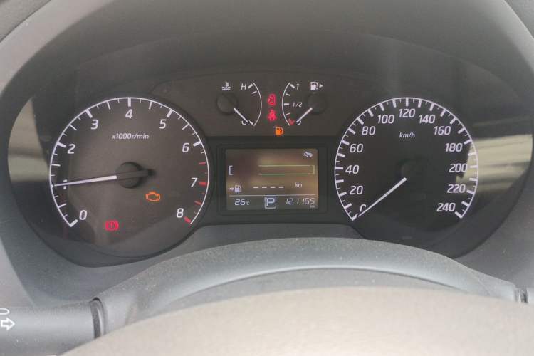 Used Nissan Sylphy 2014 1.6XV CVT Deluxe Edition Instrument Cluster