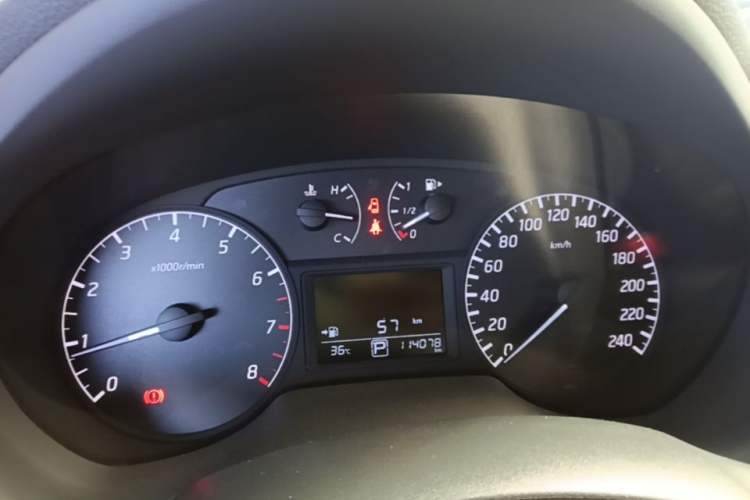 Used Nissan Sylphy 2014 1.6XV CVT Deluxe Edition Instrument Cluster