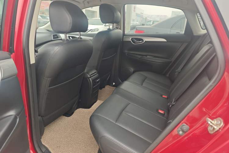 Used Nissan Sylphy 2014 1.6XV CVT Deluxe Edition Interior 5