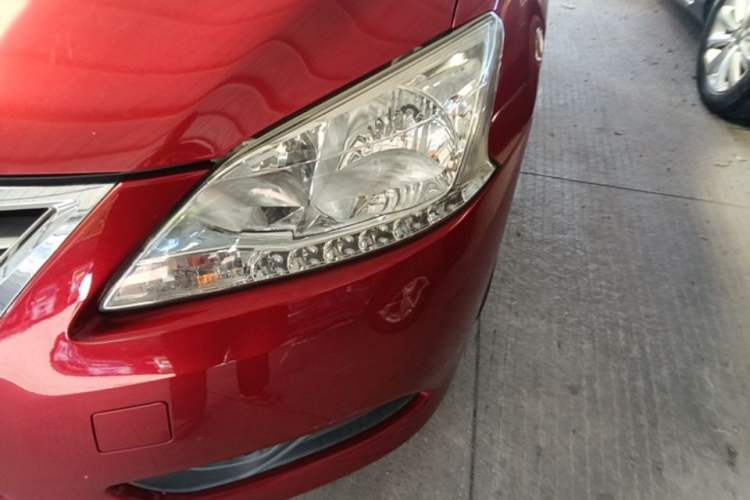 Used Nissan Sylphy 2014 1.6XV CVT Deluxe Edition Left Front Headlight