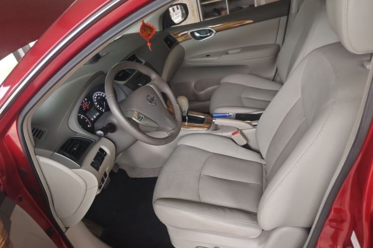 Used Nissan Sylphy 2014 1.6XV CVT Deluxe Edition Left Front Seat