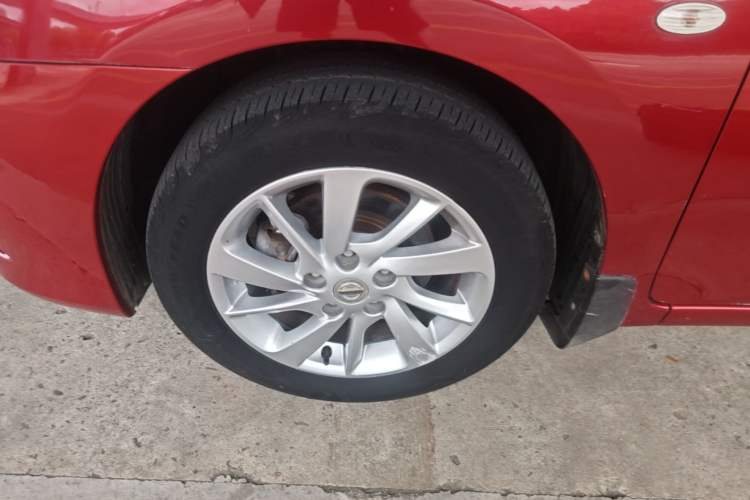 Used Nissan Sylphy 2014 1.6XV CVT Deluxe Edition Left Front Wheel Hub