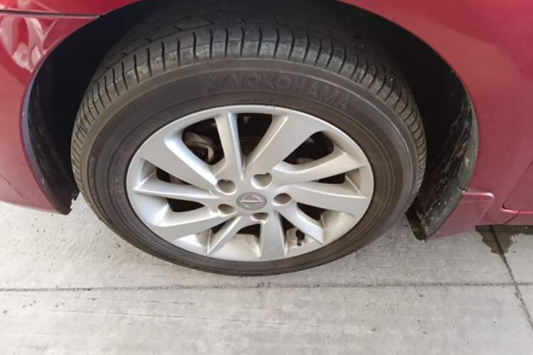 Used Nissan Sylphy 2014 1.6XV CVT Deluxe Edition Left Front Wheel Hub