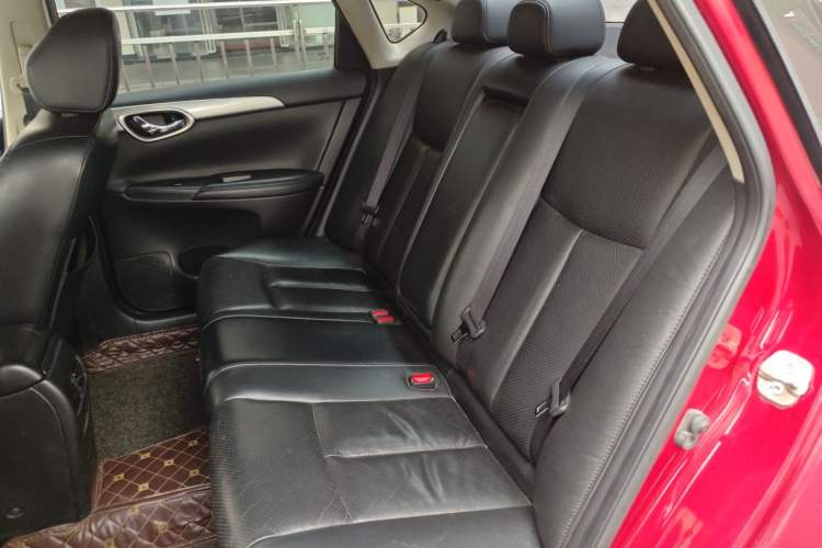 Used Nissan Sylphy 2014 1.6XV CVT Deluxe Edition Left Rear Seat