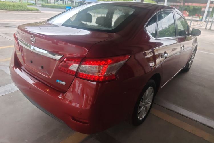 Used Nissan Sylphy 2014 1.6XV CVT Deluxe Edition Rear Right 45 Deg