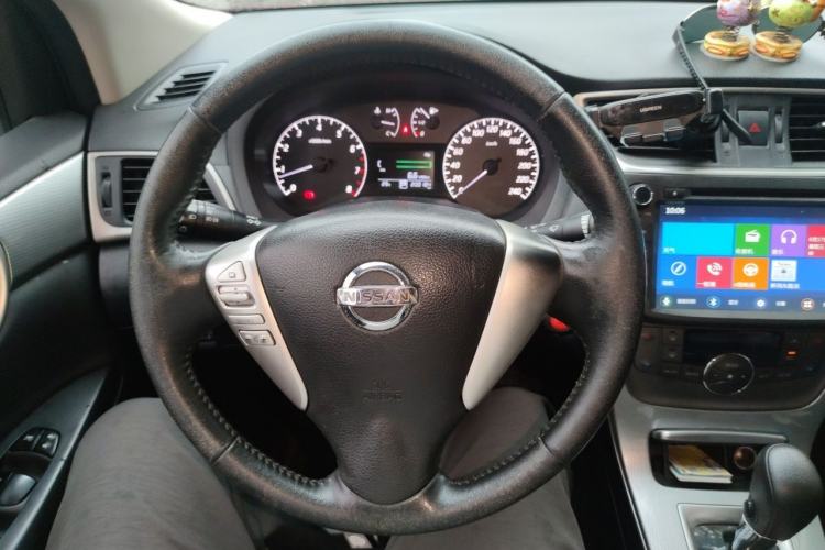 Used Nissan Sylphy 2014 1.6XV CVT Deluxe Edition Steering Wheel