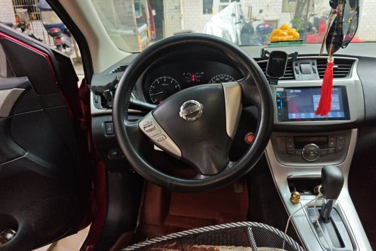 Used Nissan Sylphy 2014 1.6XV CVT Deluxe Edition Steering Wheel