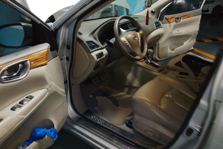 Used Nissan Sylphy 2014 1.6XV CVT Deluxe Edition Driver Seat