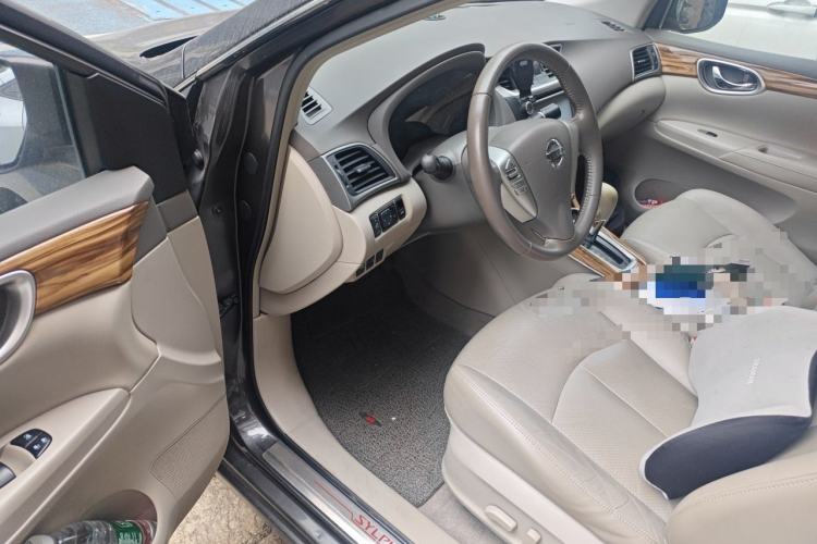 Used Nissan Sylphy 2014 1.6XV CVT Deluxe Edition Driver Seat