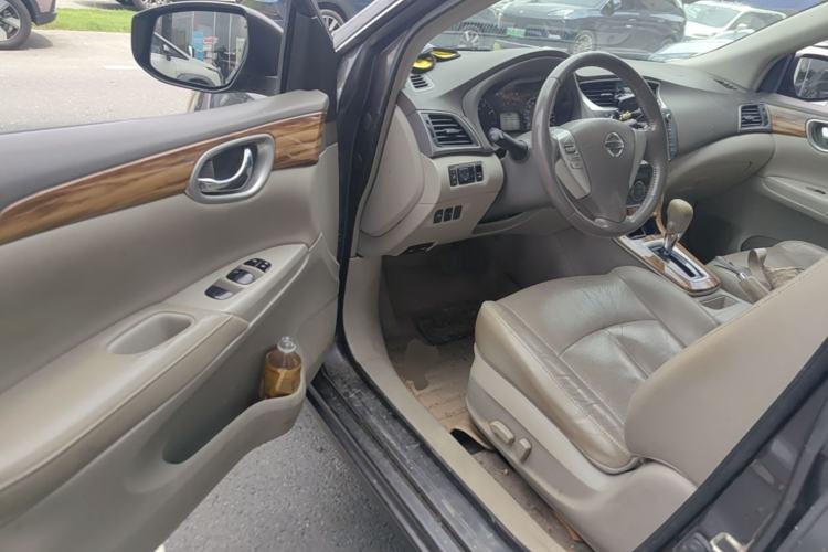 Used Nissan Sylphy 2014 1.6XV CVT Deluxe Edition Driver Seat