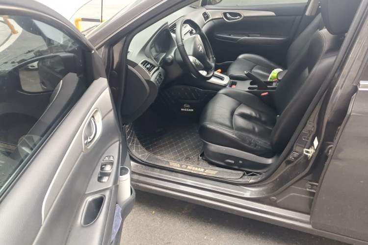 Used Nissan Sylphy 2014 1.6XV CVT Deluxe Edition Driver Seat