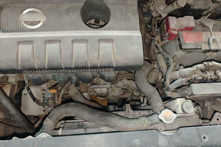 Used Nissan Sylphy 2014 1.6XV CVT Deluxe Edition Engine Bay