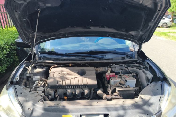 Used Nissan Sylphy 2014 1.6XV CVT Deluxe Edition Engine Bay