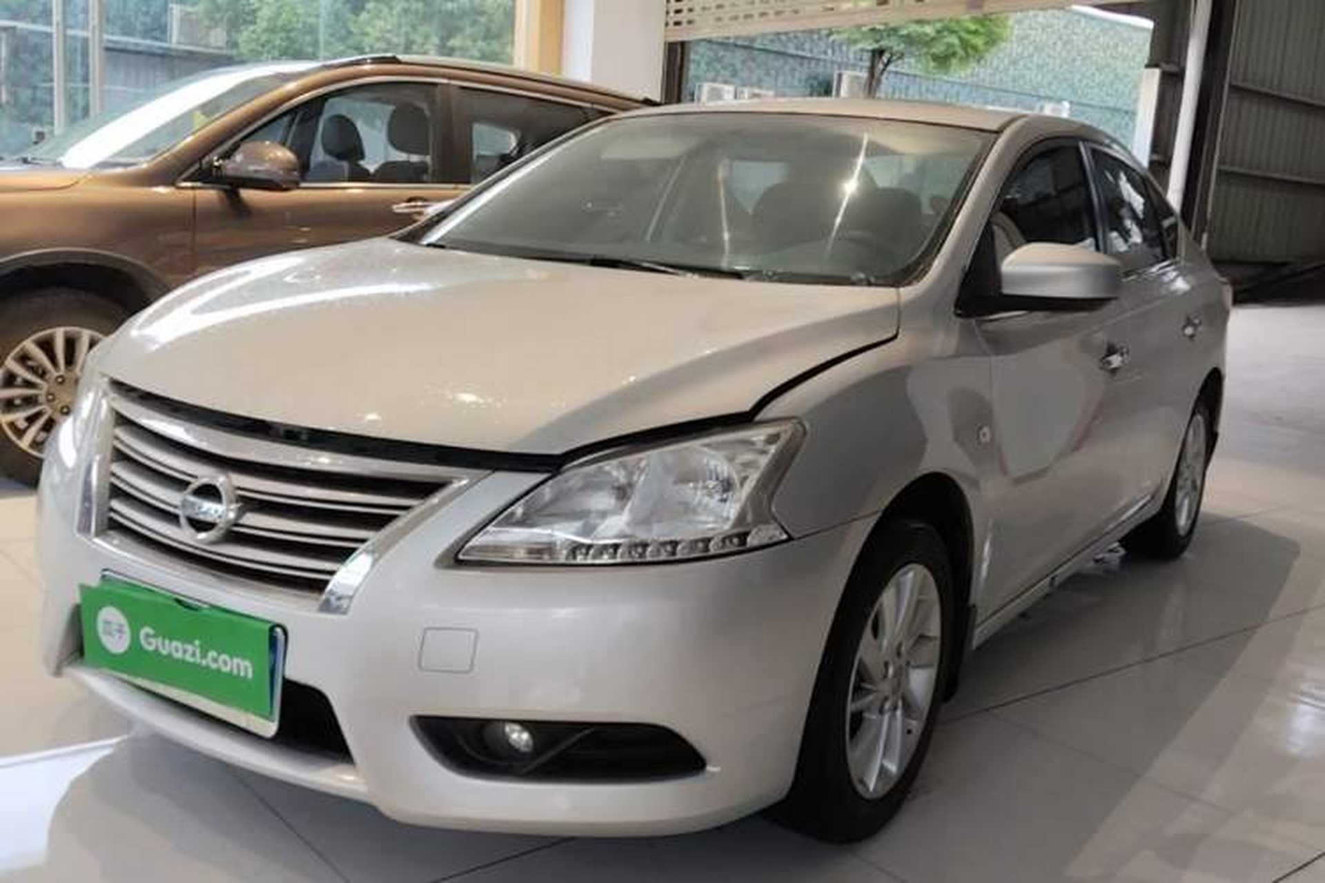 Used Nissan Sylphy 2014 1.6XV CVT Deluxe Edition Front Left 45 Deg