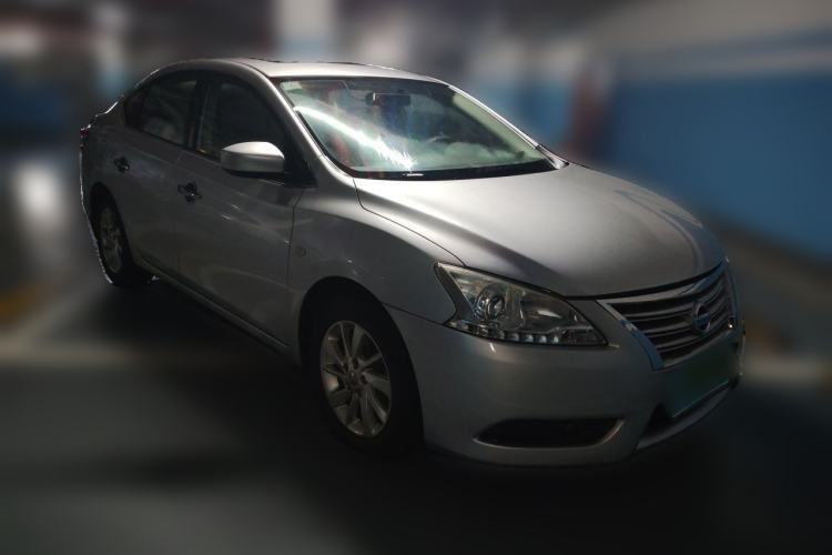 Used Nissan Sylphy 2014 1.6XV CVT Deluxe Edition Front Right 45 Deg