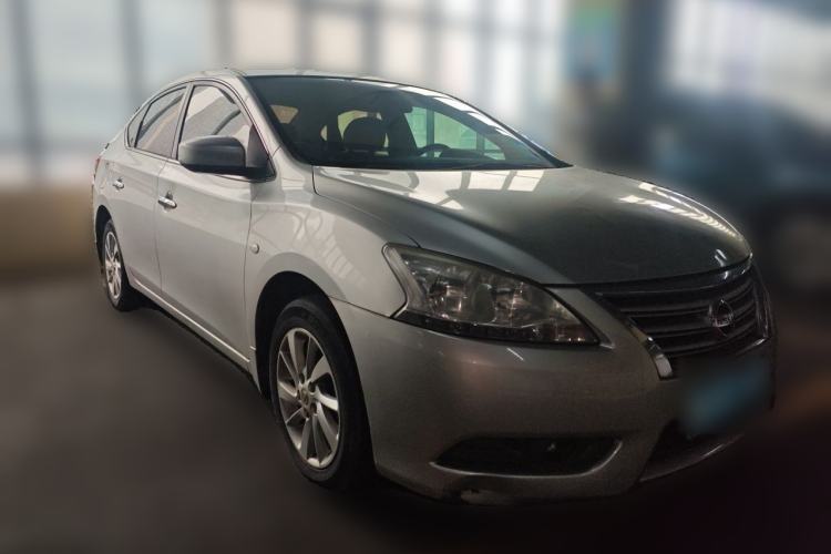 Used Nissan Sylphy 2014 1.6XV CVT Deluxe Edition Front Right 45 Deg